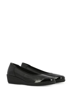 ARA Slip-Ons* black~patent