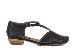 EVERYBODY Sandals* black