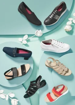 MUNRO Sandals* gold