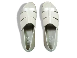 MUNRO Slip-Ons* champagne
