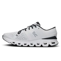 ON Sneakers* ivory~black