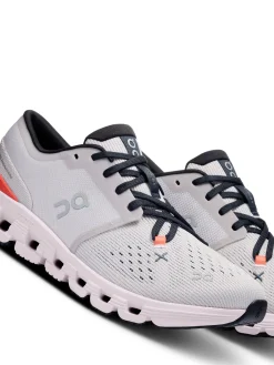 ON Sneakers* silver~flame
