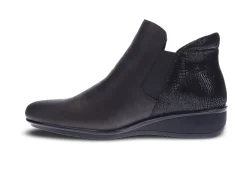 REVERE Ankle Boots* onyx~black lizard